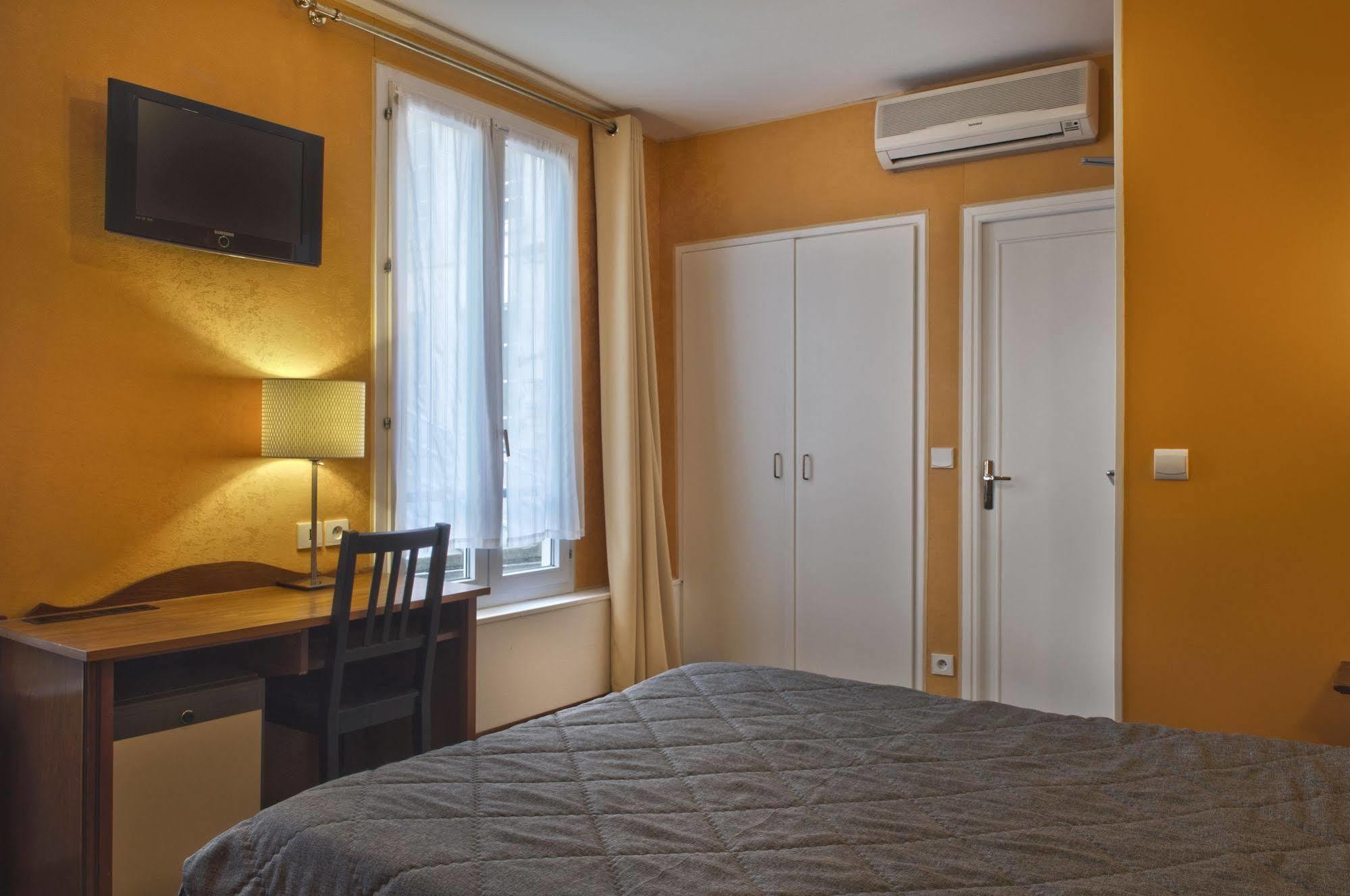Hotel Du Commerce Paris Exteriör bild