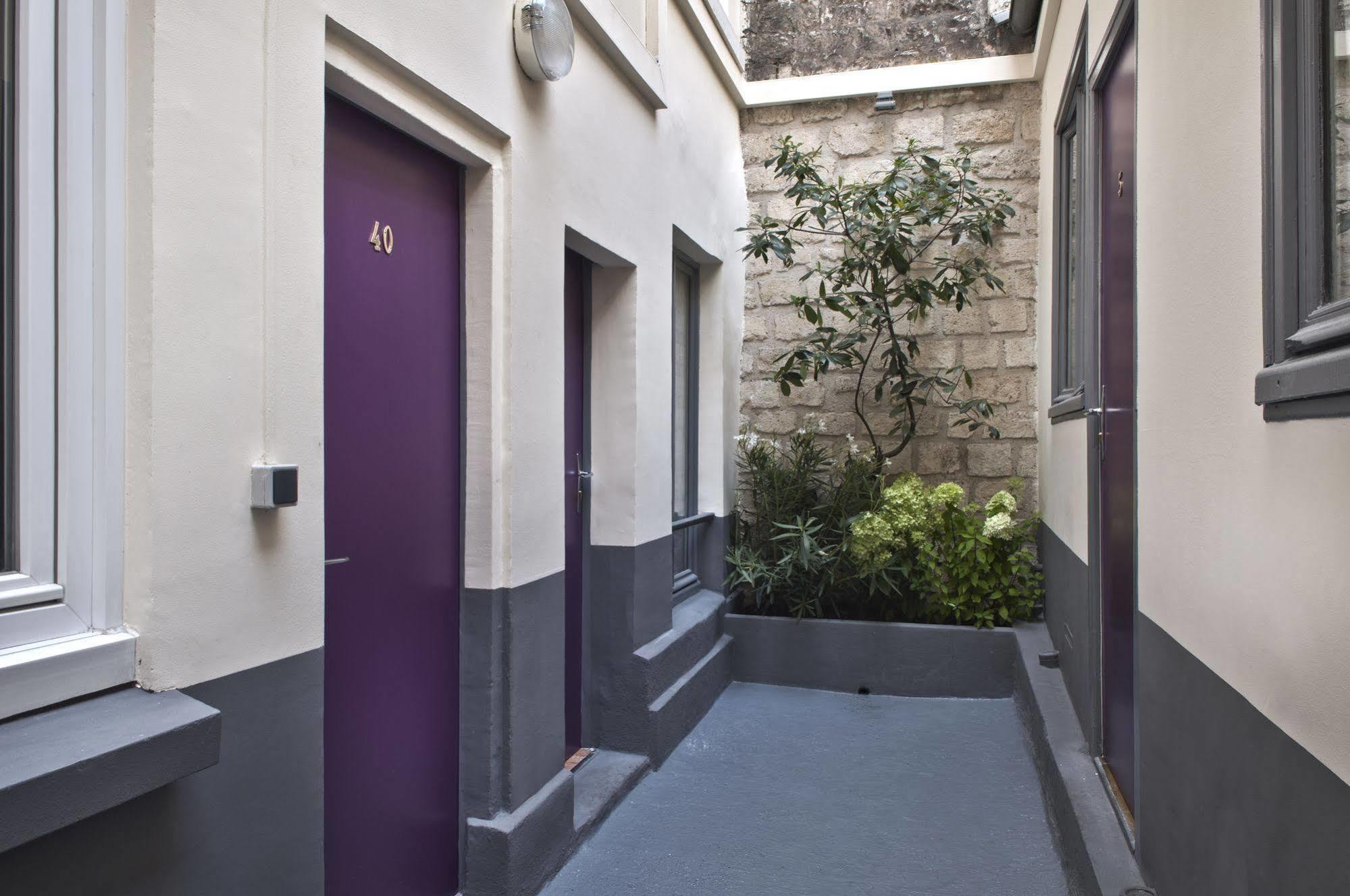 Hotel Du Commerce Paris Exteriör bild