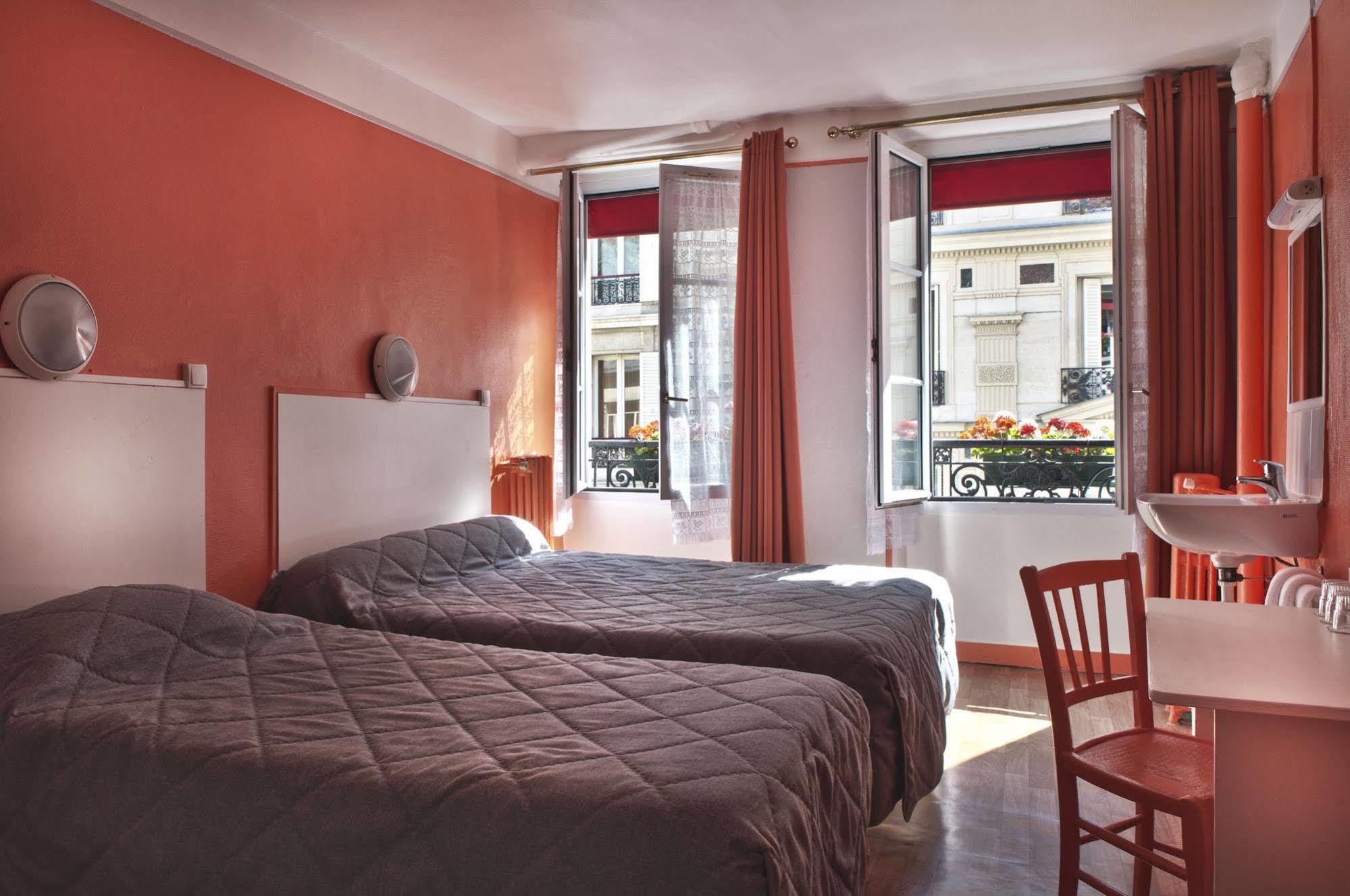 Hotel Du Commerce Paris Exteriör bild